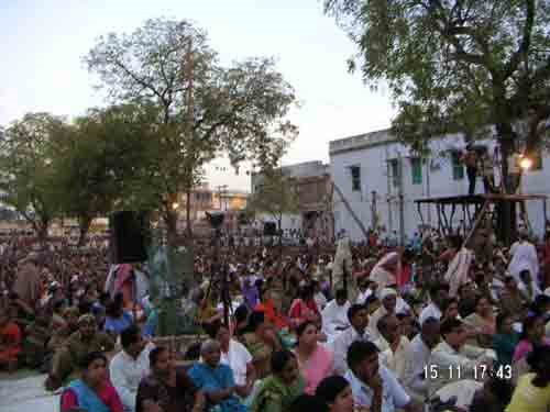 Gunanuvad Sabha 2004